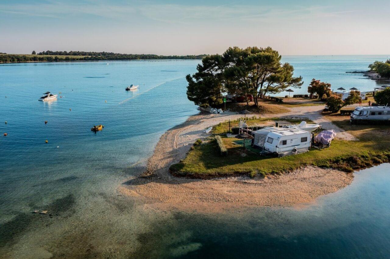 Easyatent Fkk Safari Tent Solaris Naturist - Clothes Free Poreč Dış mekan fotoğraf