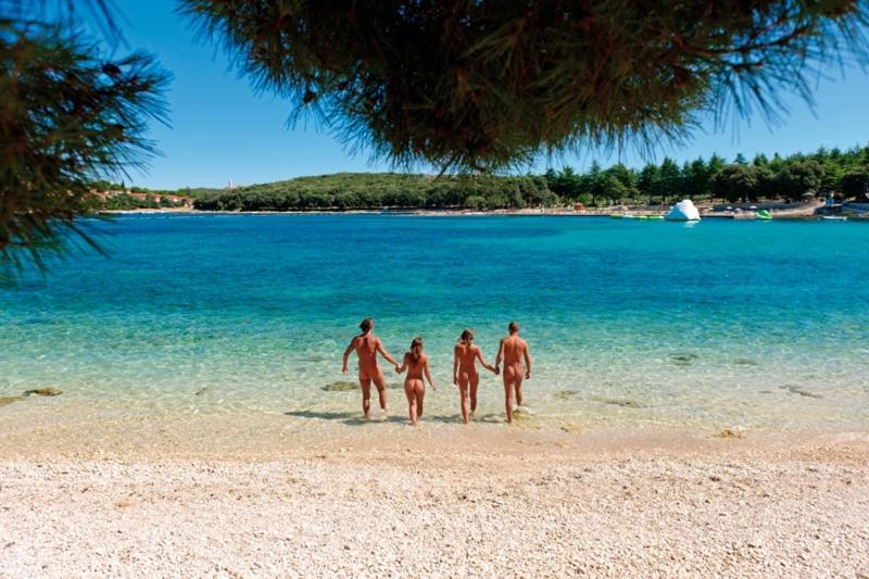 Easyatent Fkk Safari Tent Solaris Naturist - Clothes Free Poreč Dış mekan fotoğraf