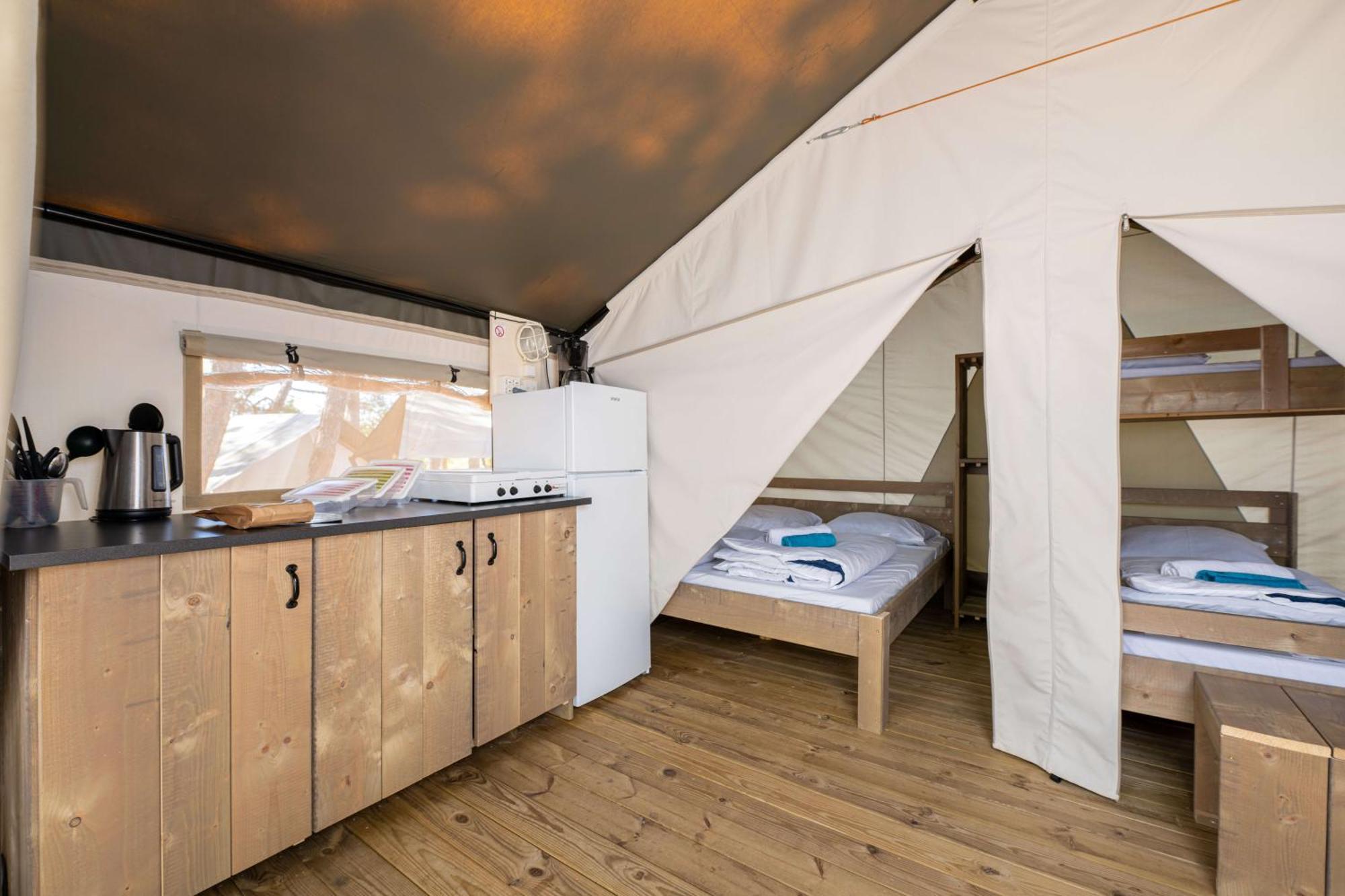 Easyatent Fkk Safari Tent Solaris Naturist - Clothes Free Poreč Oda fotoğraf